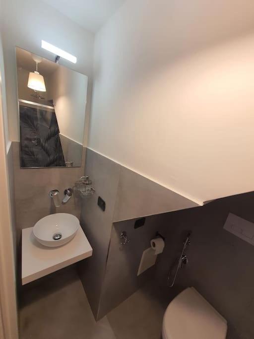 Casa Vacanze Frontemare Salerno Eksteriør billede